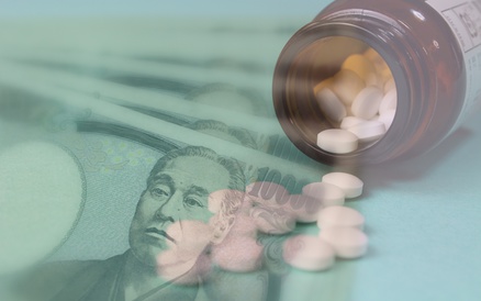 病院　薬剤師　年収