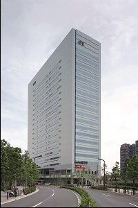 電通国際情報サービス　本社